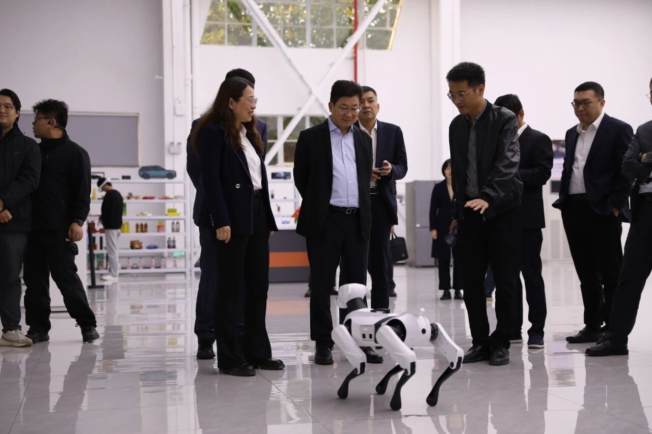 呂家進(jìn)帶隊(duì)赴深圳、安徽調(diào)研 加速打造科技金融“第四張名片”，聚焦智能機(jī)器人研發(fā)新賽道